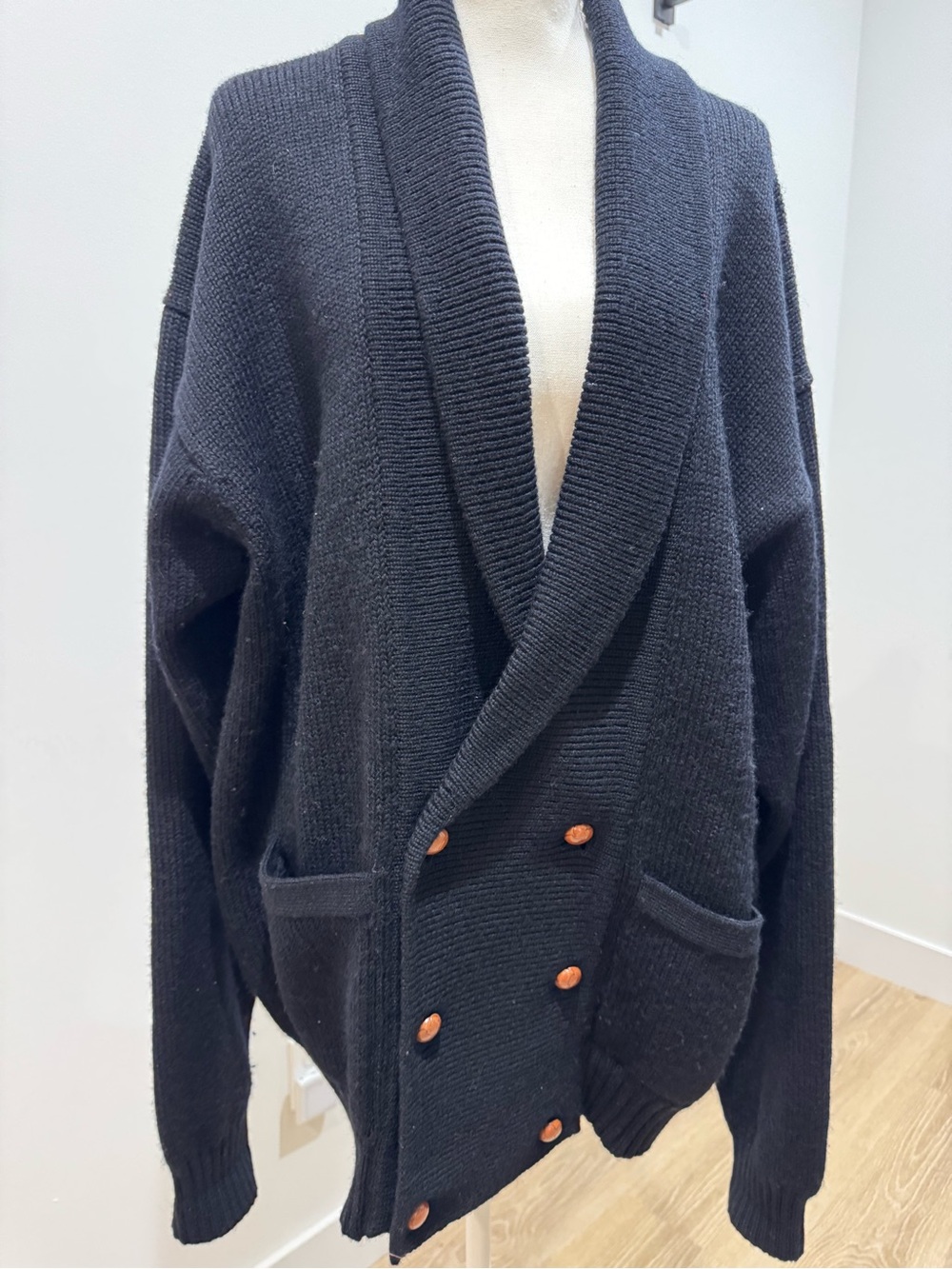 Abercrombie & Fitch VINTAGE 1980 Black 100%wool Knit Cardigan size XL